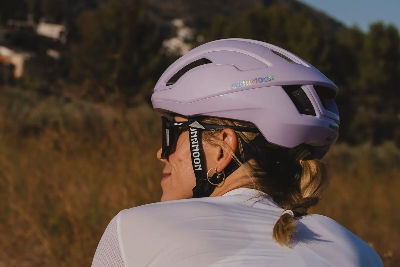 Sunrimoon Leo helmet in Lavendar